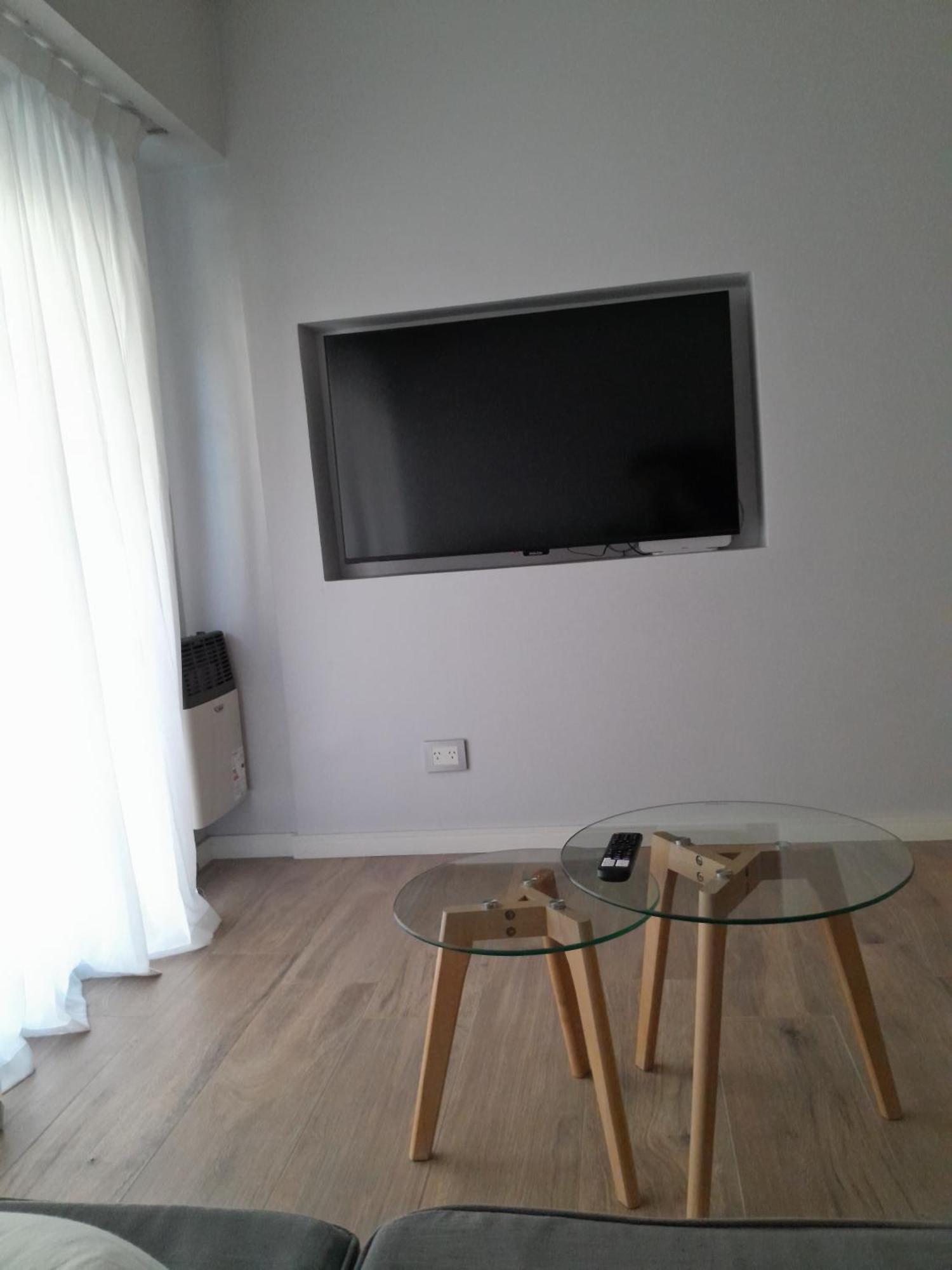 Valentine Palermo, Charming Two Bedroom Apartment, Near The Metro * Buenos Aires